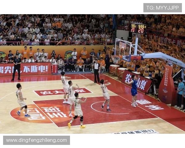 佛山南狮后卫姚玺龙加盟温州队